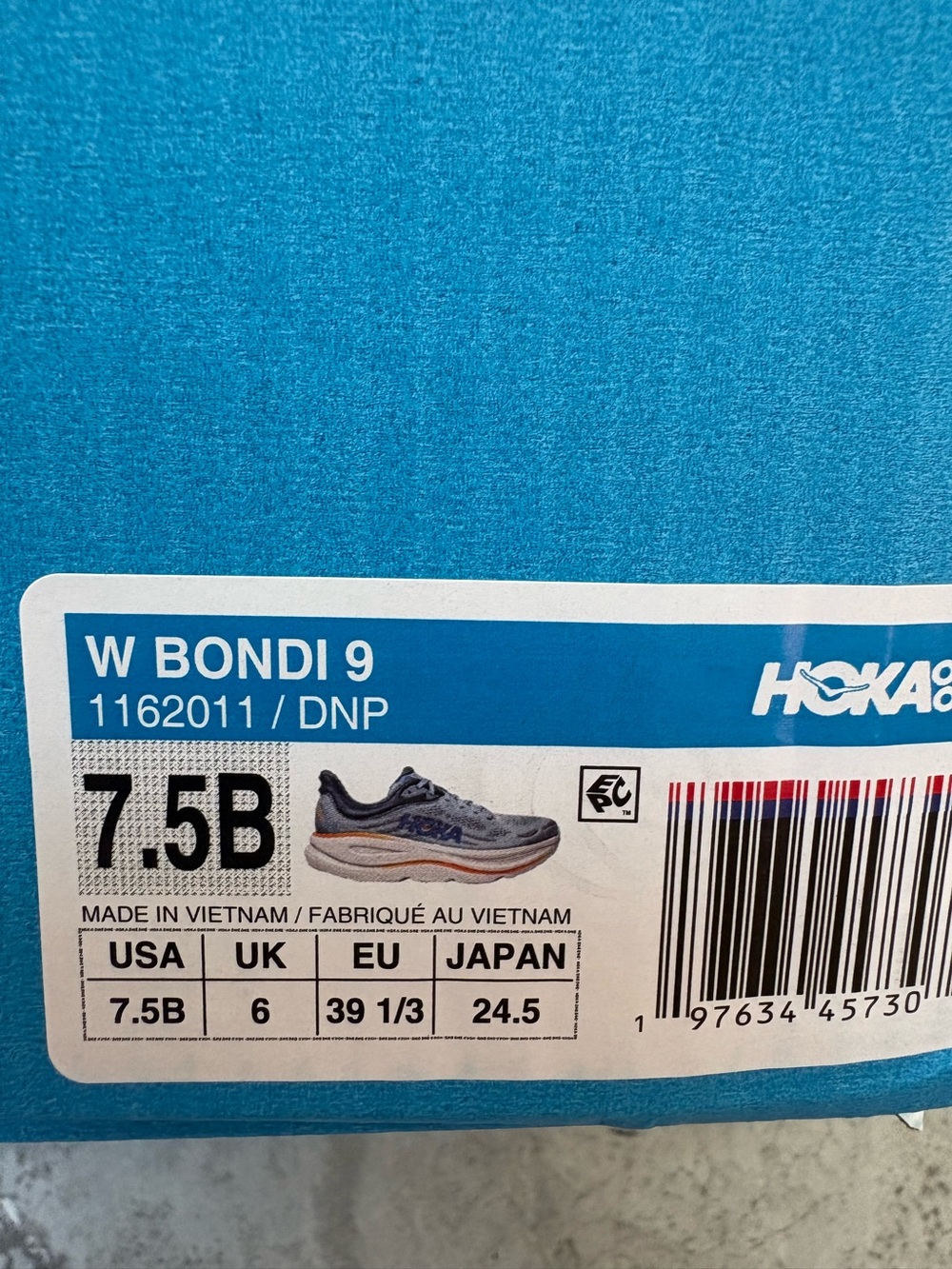 HOKA Bondi 9
Light Blue & Orange Running Shoe - Picture 2 of 7